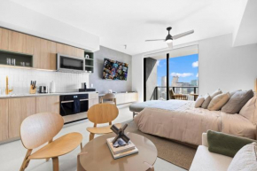 On 47th Floor! Apartment With Top Amenities
